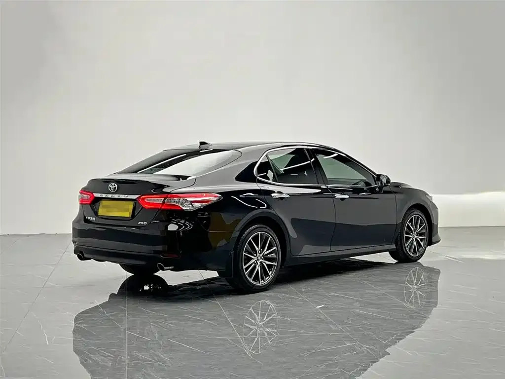 Toyota Camry 2021 из CN, фото 5