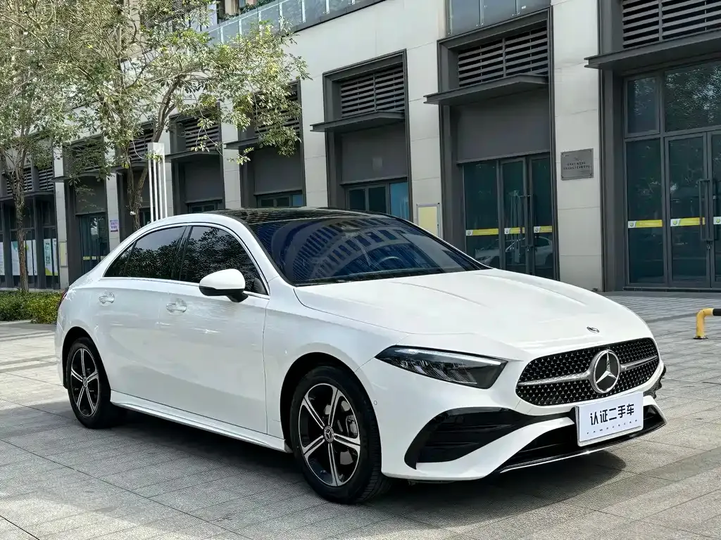 Mercedes-Benz A-Class 2024 из CN, фото 3