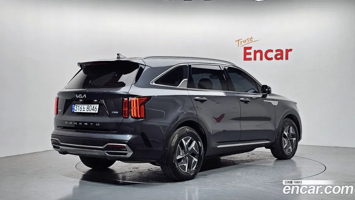 Kia Sorento — фото 6