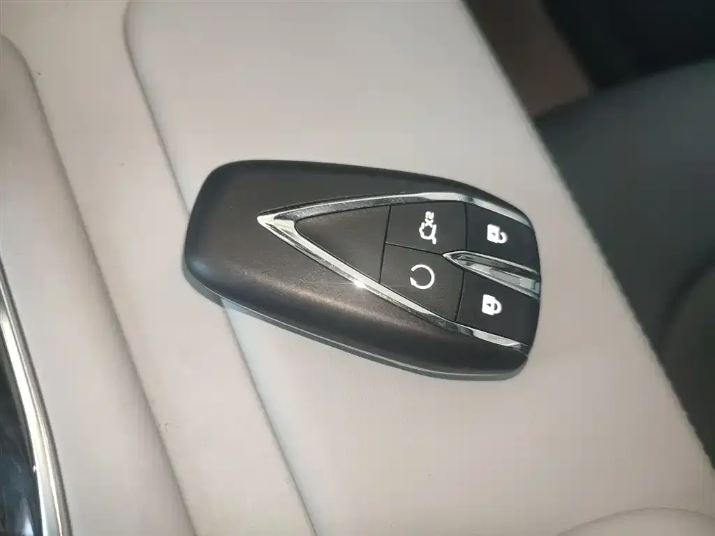 Changan UNI-Z 2025 из CN, фото 7