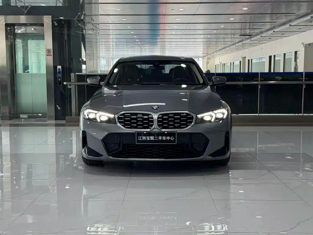 BMW 3 Series 2024 из CN, фото 2