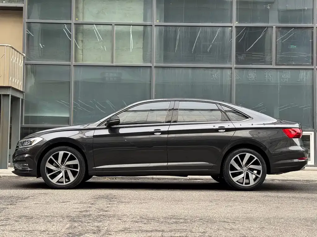 Volkswagen Sagitar 2022 из CN, фото 3