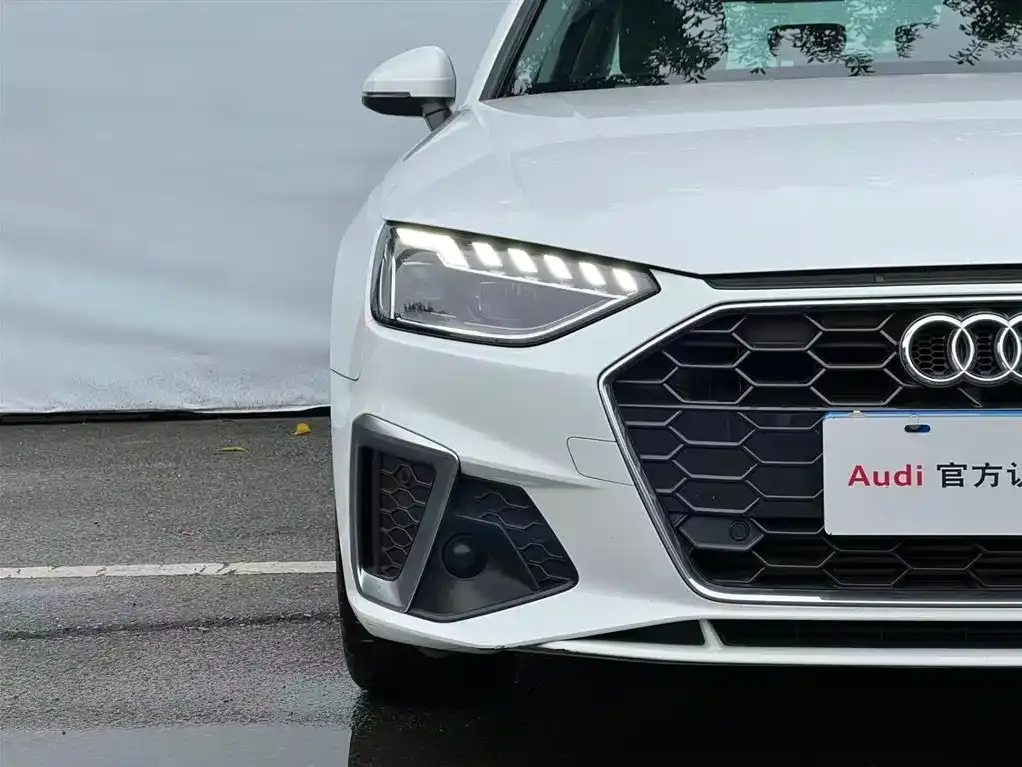Audi A4L 2024 из CN, фото 4