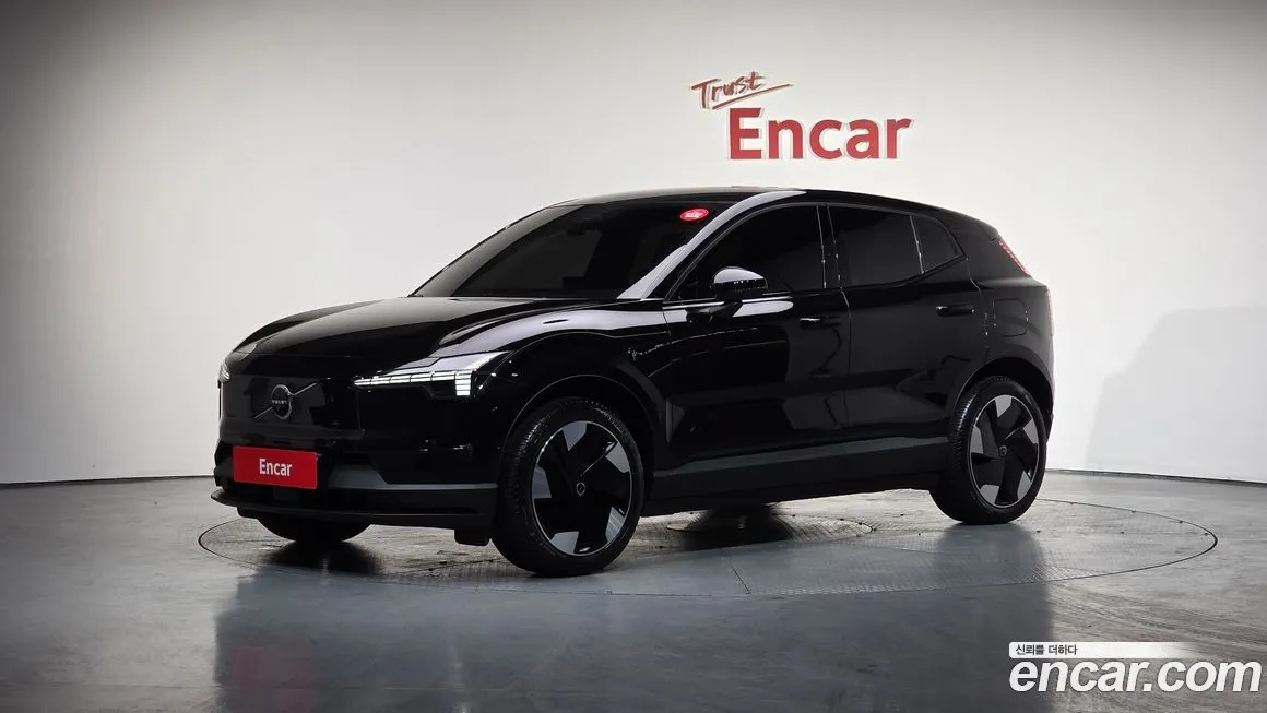 Volvo EX30 2025 из KR, фото 1