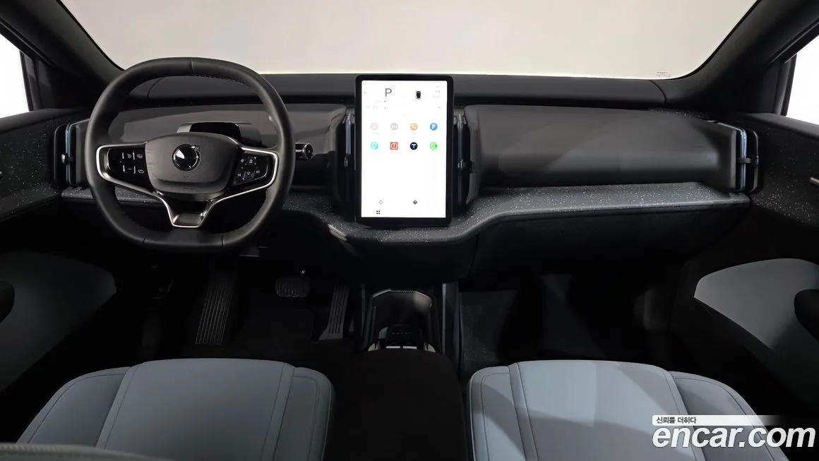 Volvo EX30 2025 из KR, фото 4