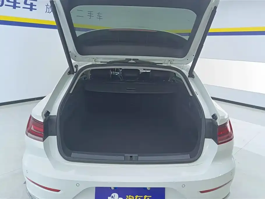 Volkswagen CC 2022 из CN, фото 4