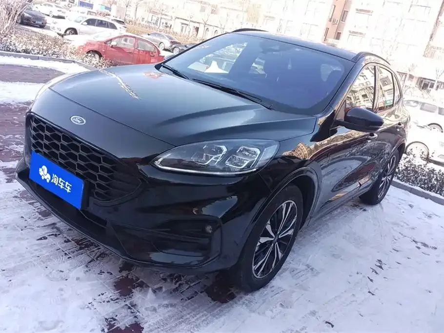 Ford Escape 2021 из CN, фото 1