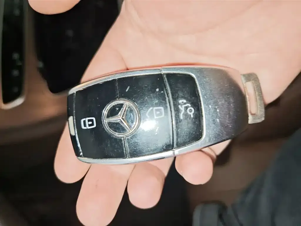 Mercedes-Benz E-Class 2023 из CN, фото 2