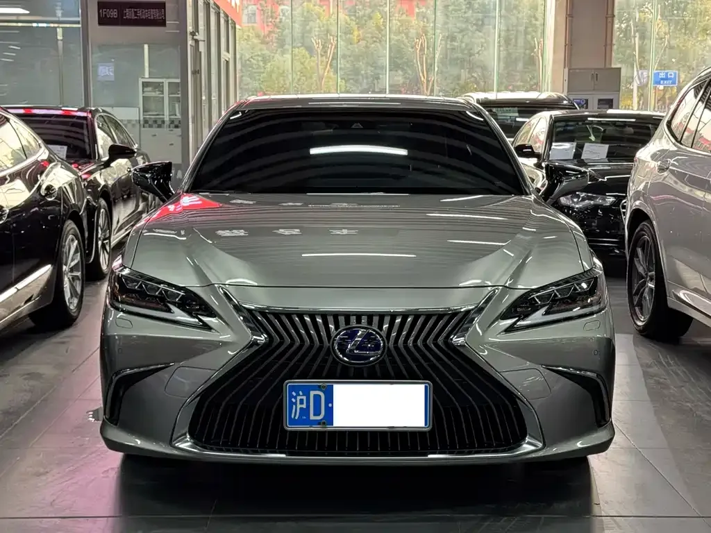 Lexus ES 2022 из CN, фото 8