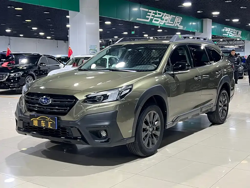Subaru Outback 2023 из CN, фото 1
