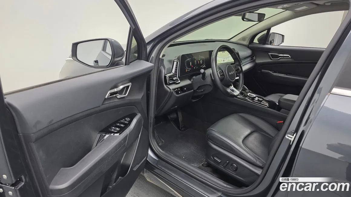 Kia Sportage — фото 10