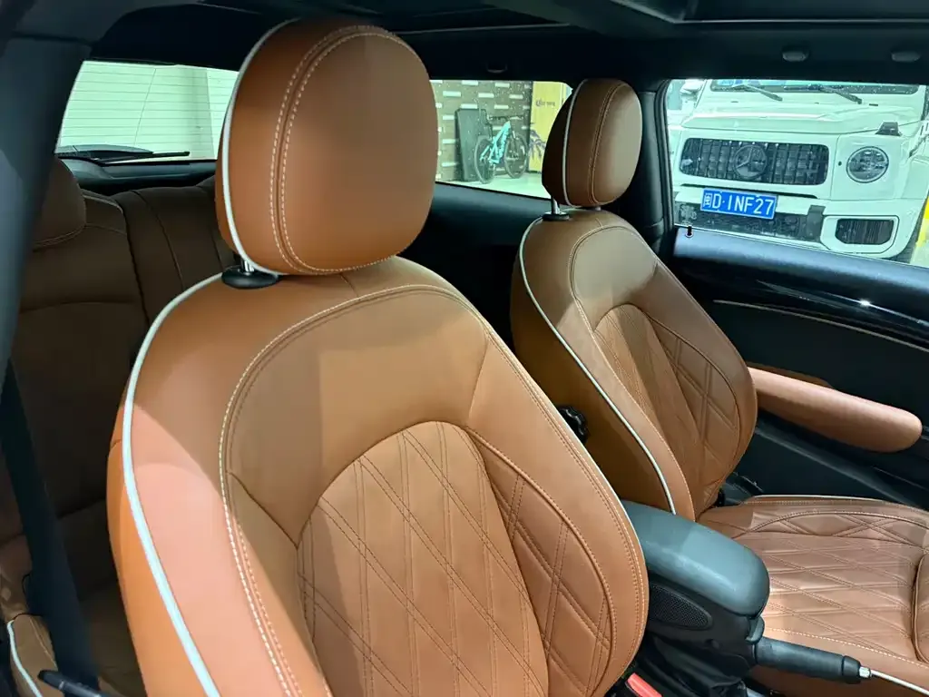 MINI Cooper (3-door) 2021 из CN, фото 3