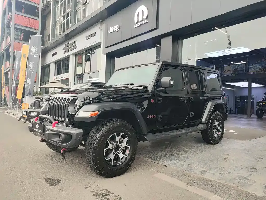 Jeep Wrangler 2023 из CN, фото 1
