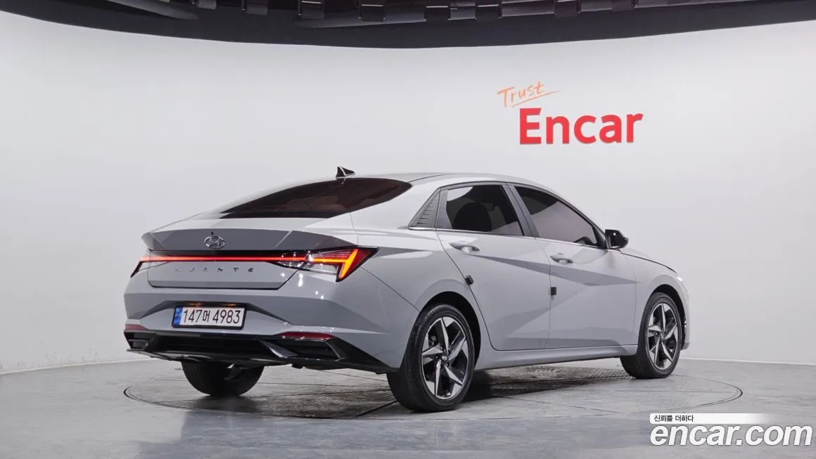 Hyundai AVANTE 2023 из KR, фото 2