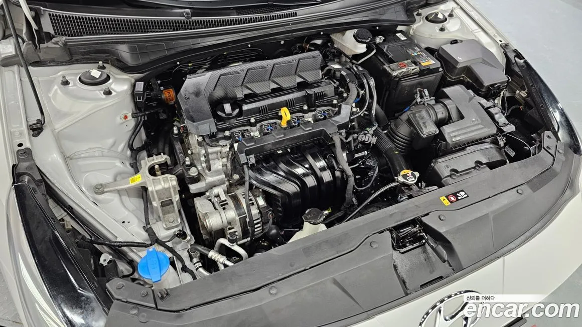 Hyundai AVANTE 2023 из KR, фото 7