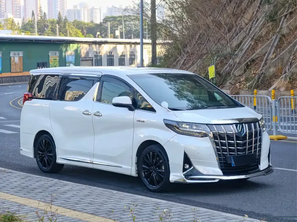 Toyota Alphard 2022 из CN, фото 9