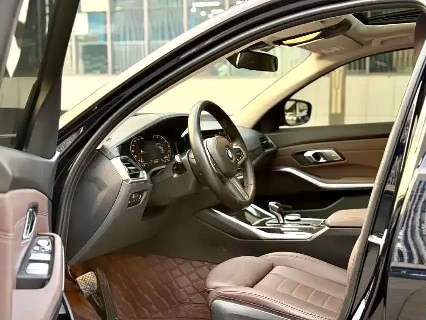 BMW 3 Series 2021 из CN, фото 8