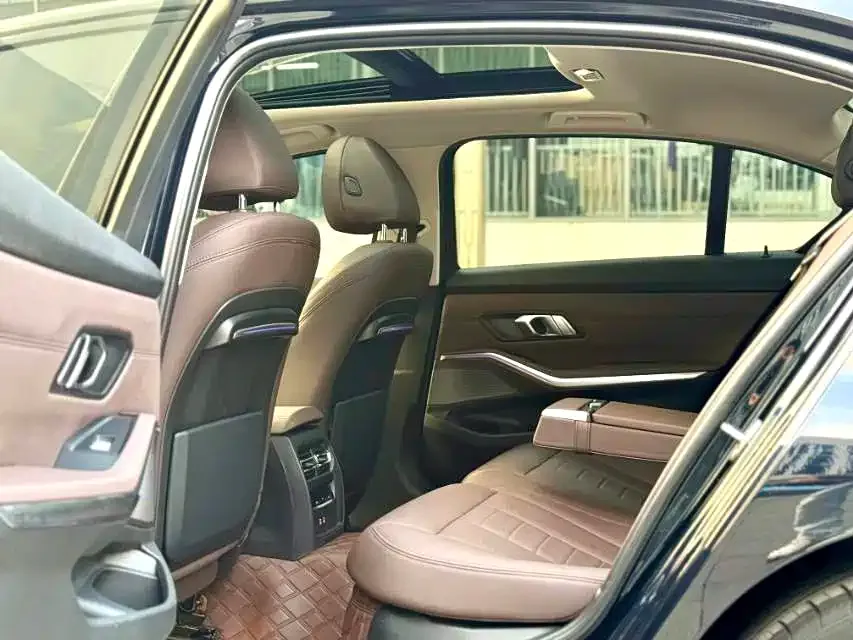 BMW 3 Series 2021 из CN, фото 7