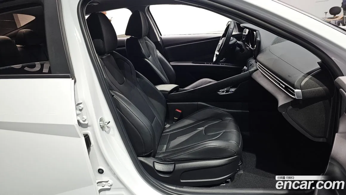 Hyundai AVANTE 2021 из KR, фото 10