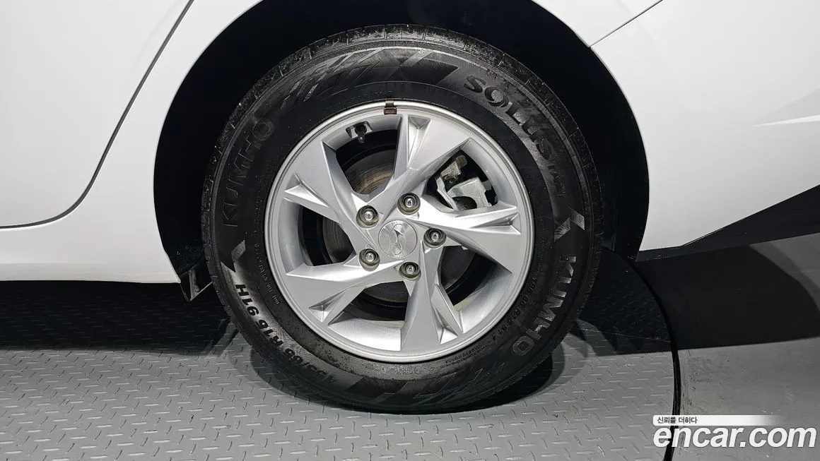 Hyundai AVANTE 2021 из KR, фото 5