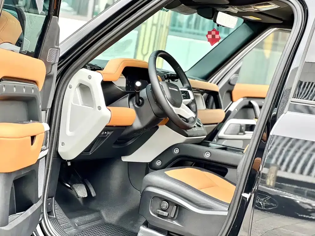 Land Rover Defender 2024 из CN, фото 2