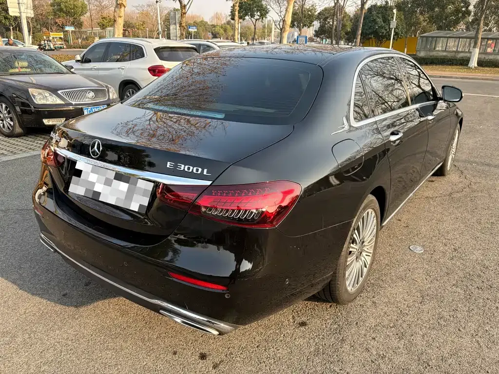 Mercedes-Benz E-Class 2023 из CN, фото 9