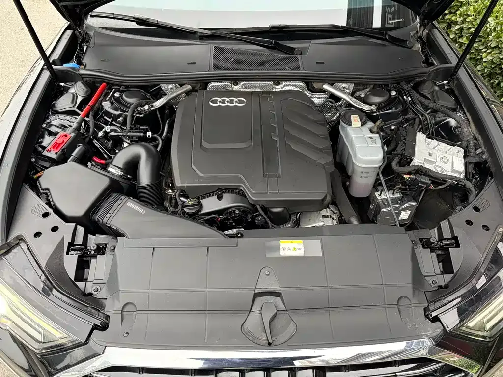 Audi A6L 2023 из CN, фото 6