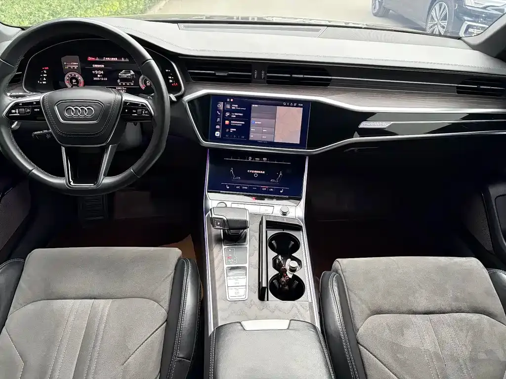 Audi A6L 2023 из CN, фото 5