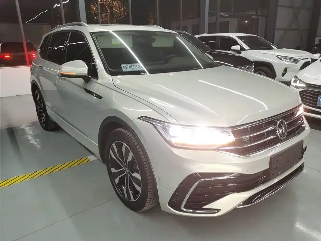 [object Object] Tiguan L 2022 из CN, фото 4