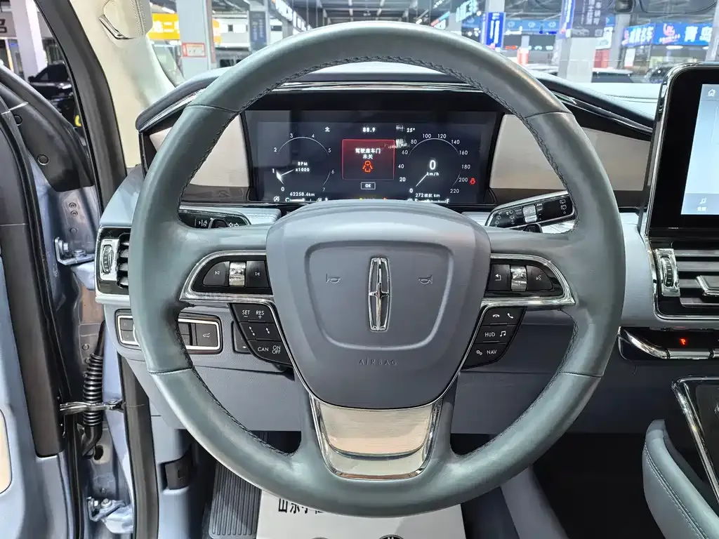 Lincoln Navigator 2022 из CN, фото 6