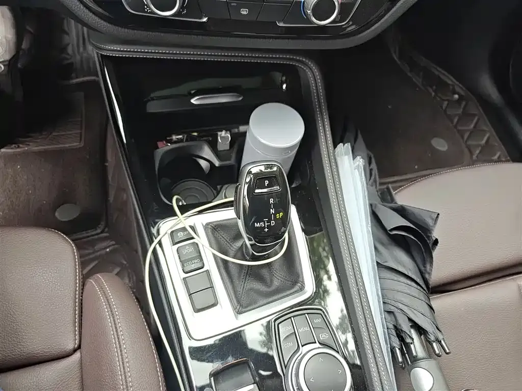 BMW 1 Series 2021 из CN, фото 2