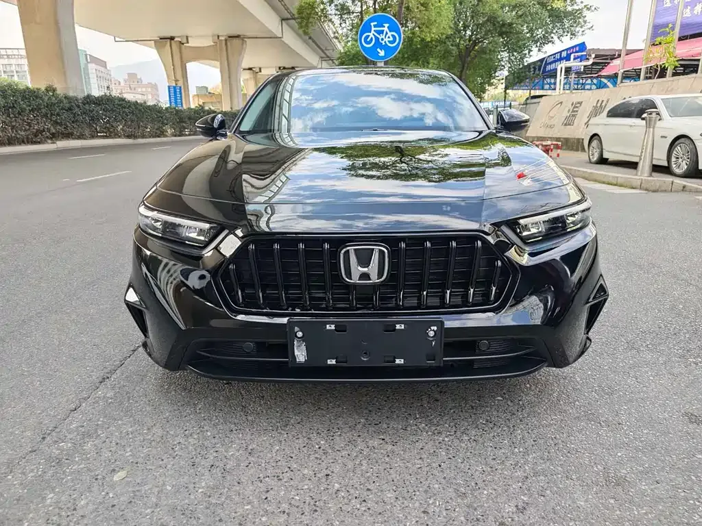Honda Inspire 2024 из CN, фото 5