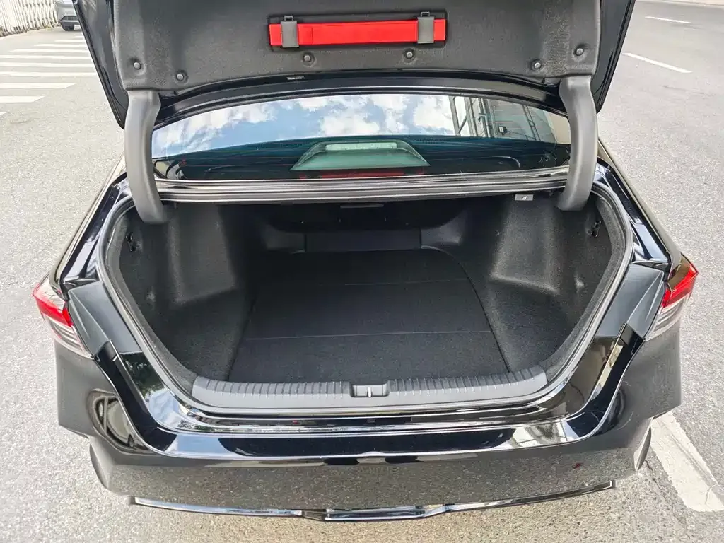 Honda Inspire 2024 из CN, фото 9