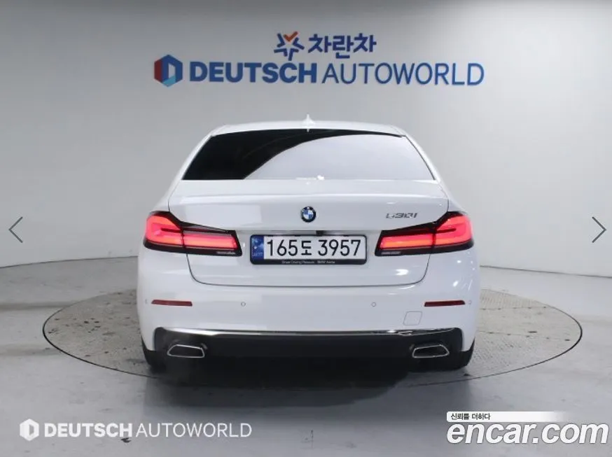 BMW 5-Series 2023 из KR, фото 2