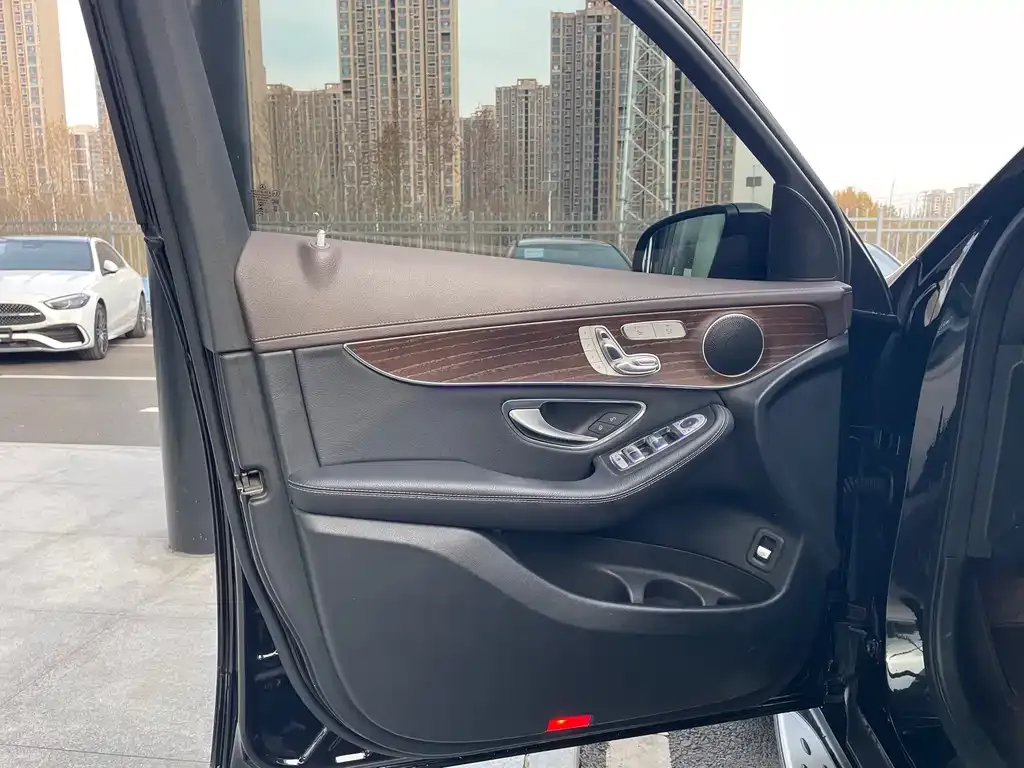 Mercedes-Benz GLC 2021 из CN, фото 8