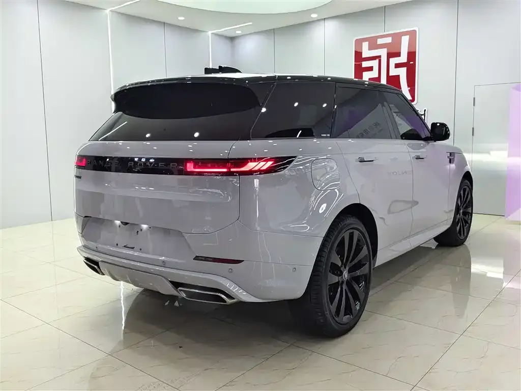 Land Rover Sport 2024 из CN, фото 3