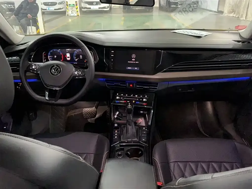 Volkswagen Passat 2021 из CN, фото 3