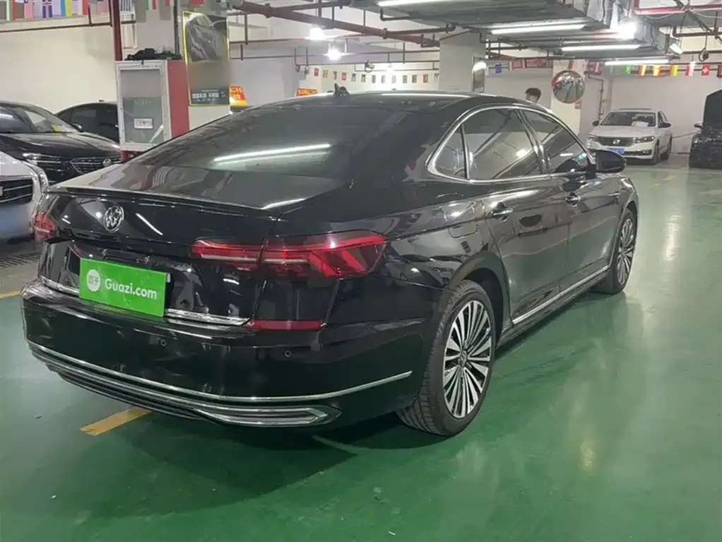 Volkswagen Passat 2021 из CN, фото 4