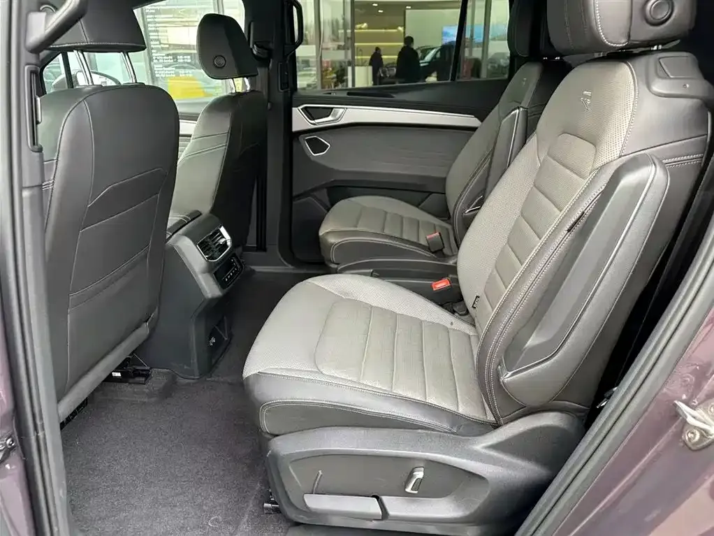 Volkswagen Talagon 2021 из CN, фото 8