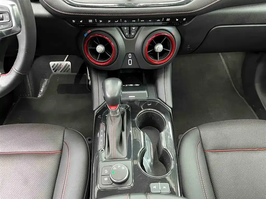 Chevrolet Blazer 2023 из CN, фото 10