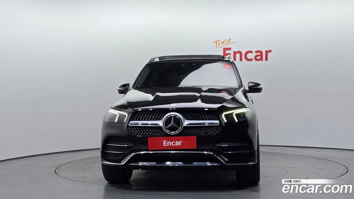 Mercedes-Benz GLE-Class — фото 4