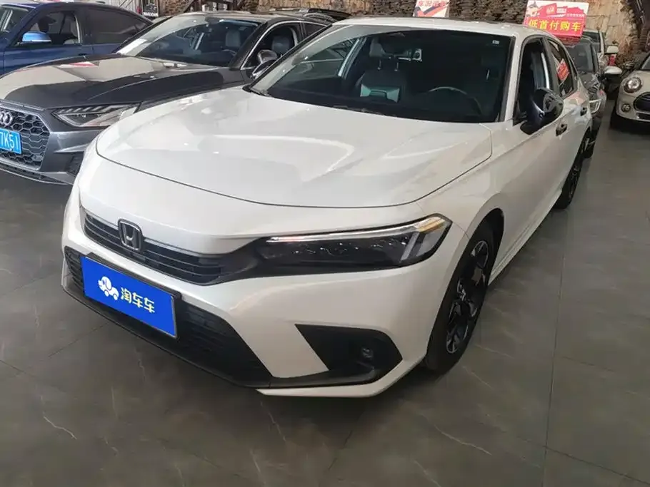 Honda Civic 2024 из CN, фото 1