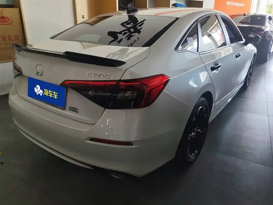 Honda Civic 2024 из CN, фото 4