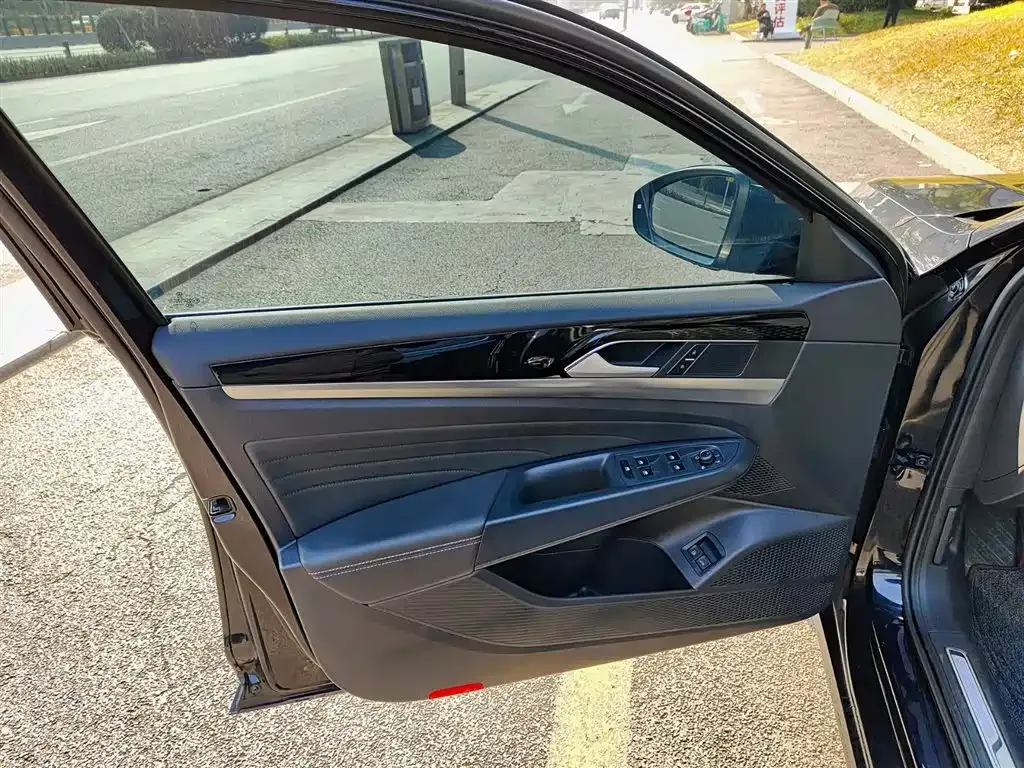 Volkswagen Passat New Energy 2024 из CN, фото 6