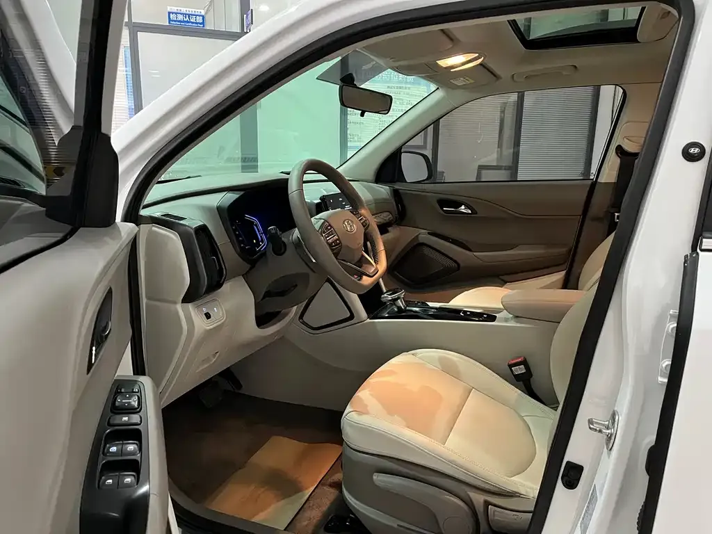 Hyundai ix35 2023 из CN, фото 4