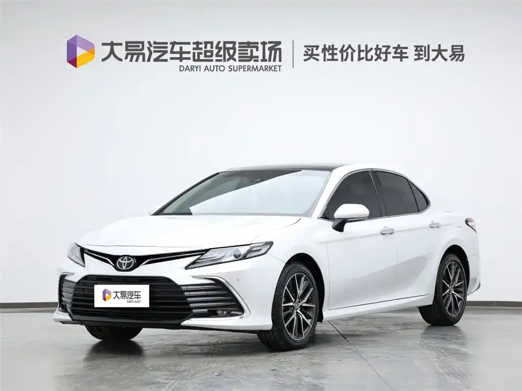 Toyota Camry 2022 из CN, фото 1