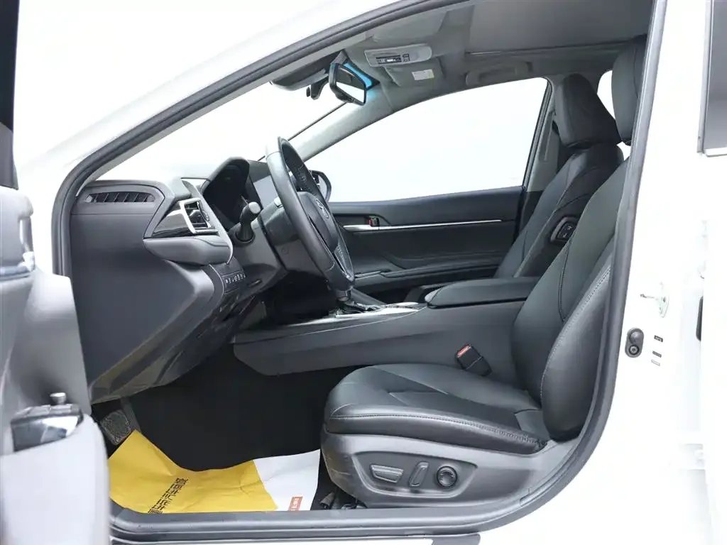 Toyota Camry 2022 из CN, фото 8