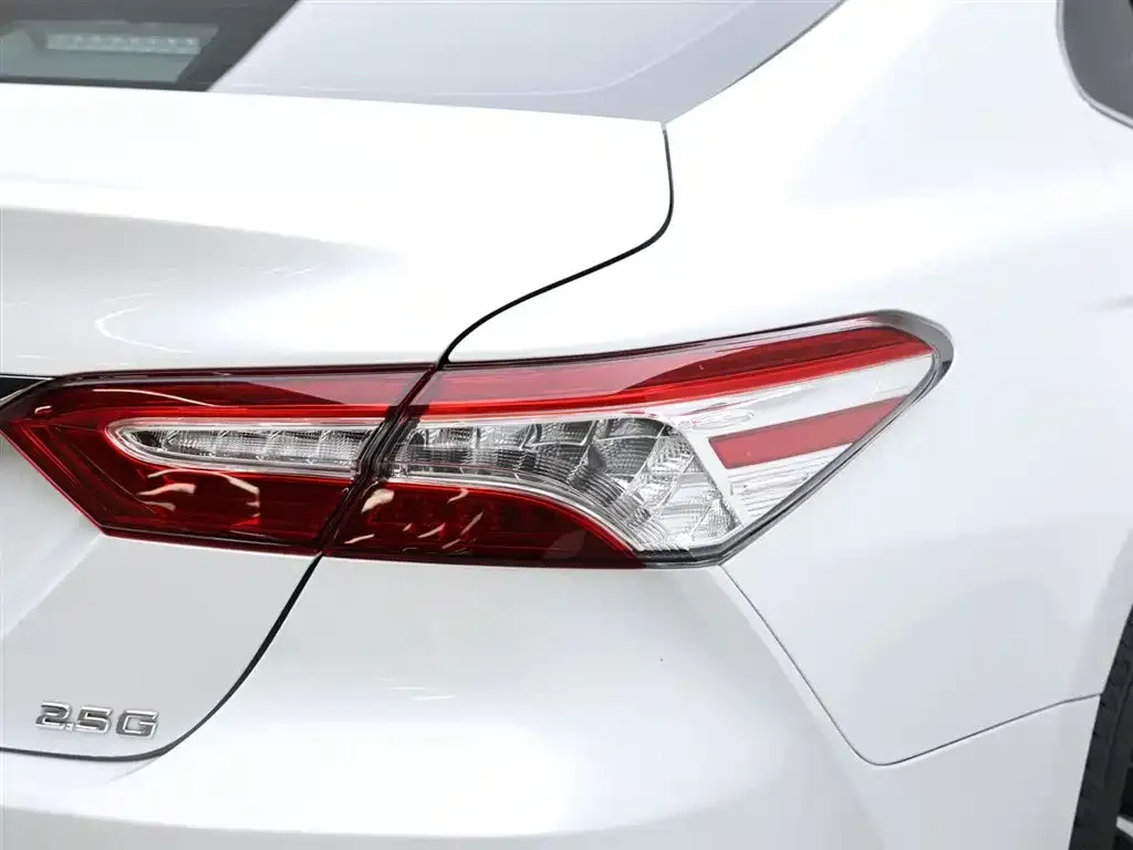 Toyota Camry 2022 из CN, фото 4