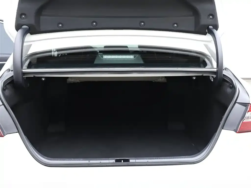 Toyota Camry 2022 из CN, фото 3