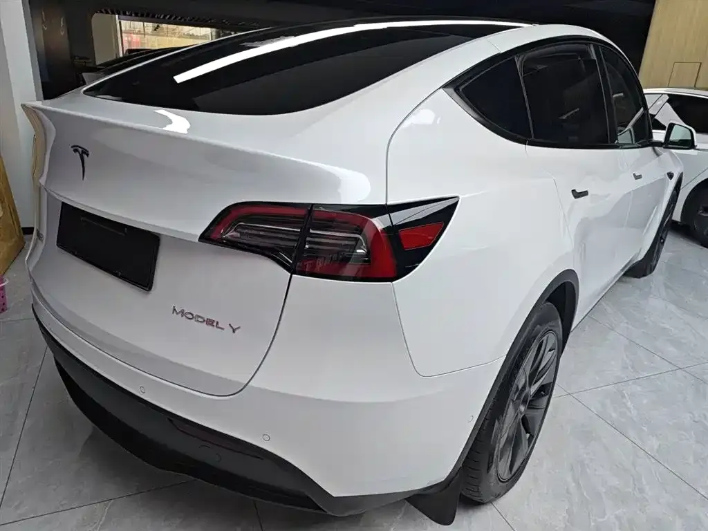 Tesla Model Y 2024 из CN, фото 7